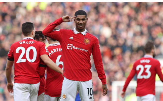 还成功跻身 还成功跻身